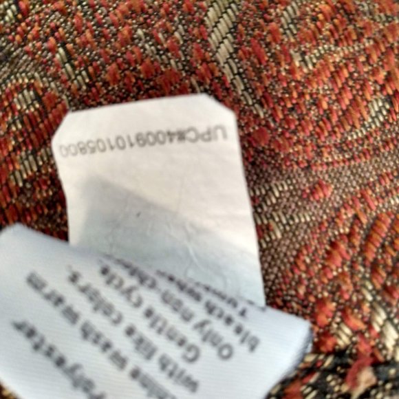 Food Network Oval Tablecloth Table Covering 82" x 62" - Picture 5 of 6